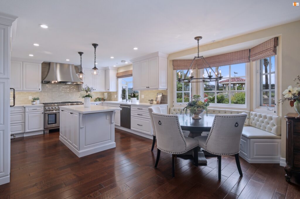 Kitchen remodeling contractors